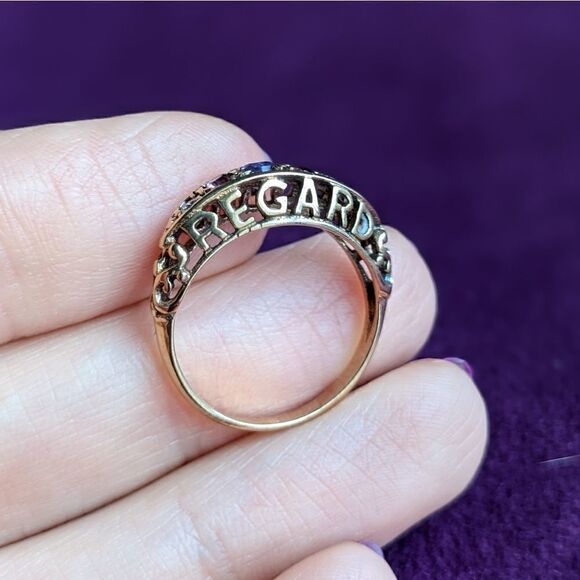 vintage regard acrostic ring